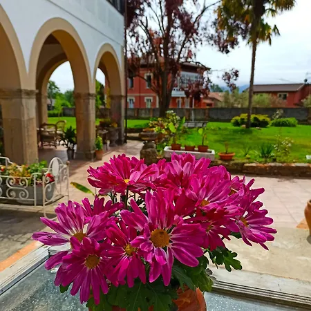 Hotel La Venta De Miyares - Casa De Indianos Pilona