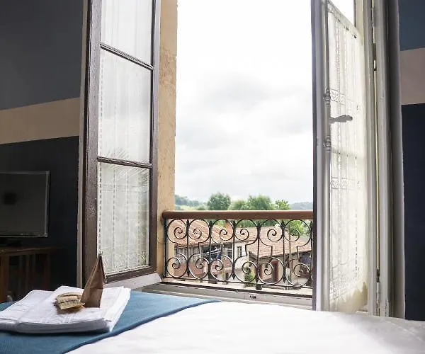 Hotel La Venta De Miyares - Casa De Indianos Pilona